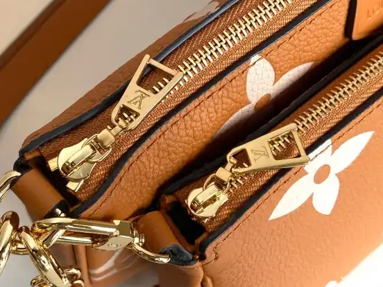 WIS POCHETTE MULTI ACCESSOIRES VUITTON LOUIS 0521